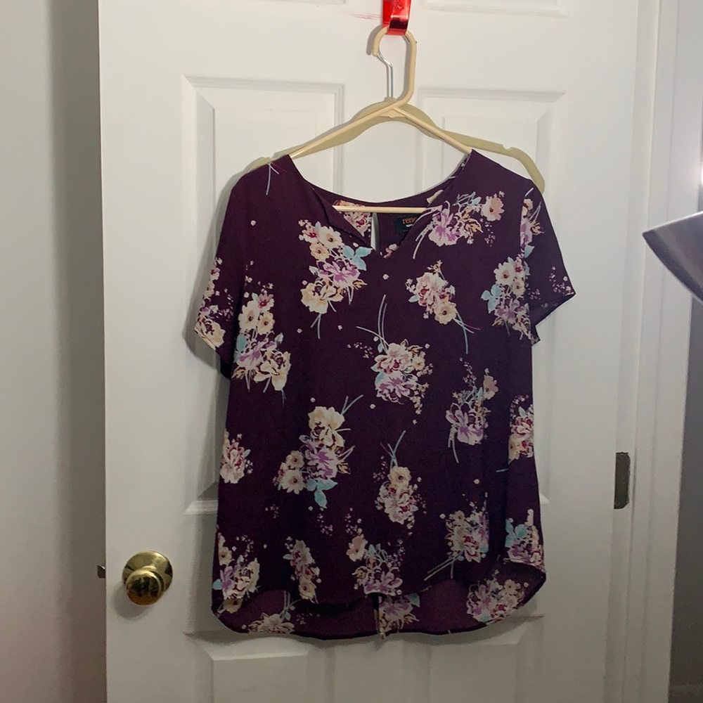 Size xl plum color flower top